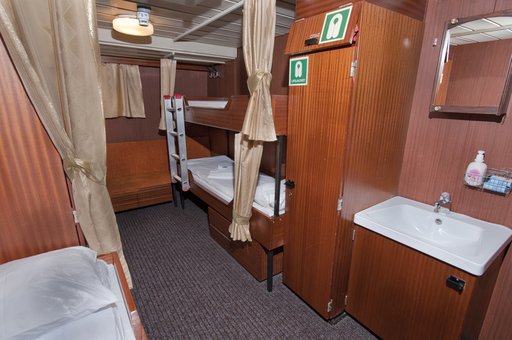 Courtesy of aurora expeditions   polar pioneer triple