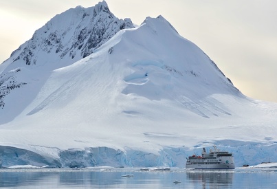 Antarctic Peninsula: Fly the Drake | Sylvia Earle | iExpedition