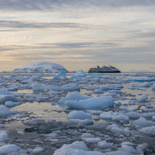 Across the Antarctic Circle | Greg Mortimer | iExpedition