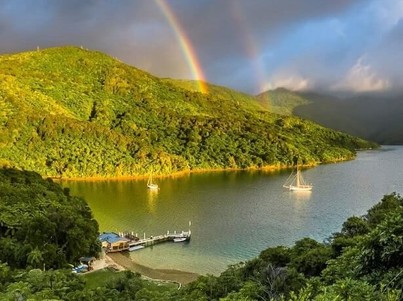 New Zealand Coastal Odyssey | Heritage Adventurer | IExpedition