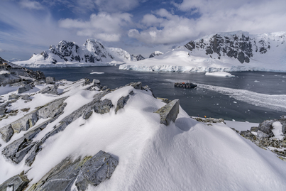 Classic Antarctica | Magellan Discoverer | IExpedition